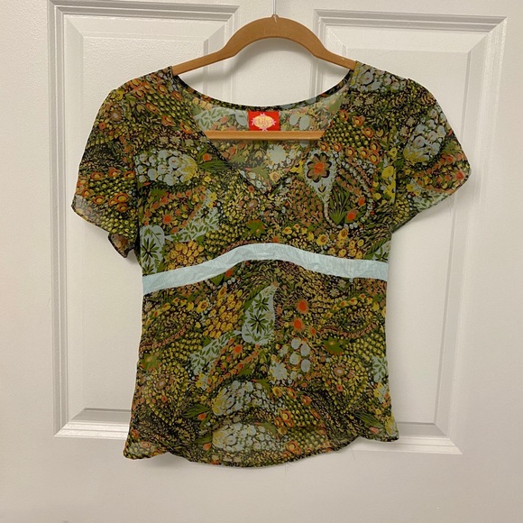 Vintage Floral Baby Tee - Picture 1 of 6